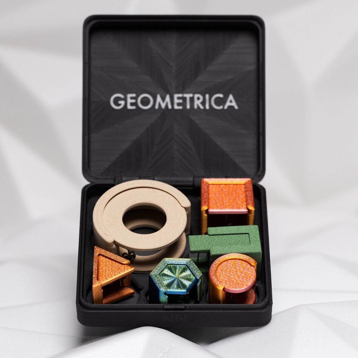 Geometrica KOLEKCIJA | NEONOVA