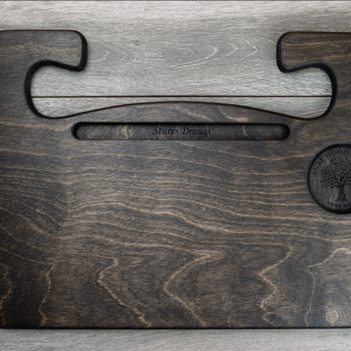 Stūresdraugs_AnreWoodWorks